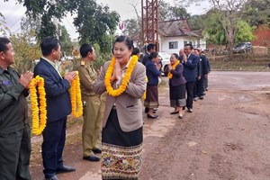 ພະນັກງານຫຼັກແຫຼ່ງເມືອງຫຼາ ຕ້ອນຮັບຄະນະຜູ້ສະໝັກເລືອກຕັ້ງ ສສຊ-ສສຂ ເຂດ 4 ແລະ ຮັບຟັງການສະເໜີຕົວ