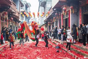 ການບໍລິໂພກດ້ານວັດທະນະທໍາ ແລະ ການທ່ອງທ່ຽວໃນບຸນກຸດຈີນ ຕ້ອນຮັບກະແສໃໝ່ແບບ “ສວນກະແສ”