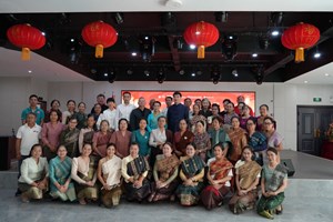 ກິດຈະກໍາພົບກັນຢູ່ຈ່ຽງໜານໃນລະດູໃບໄມ້ປົ່ງ-ເທສະການໂຄມໄຟສະເຫຼີມ  ສະຫຼອງບຸນກຸດຈີນ