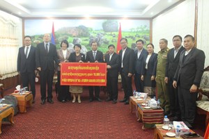 ເອກອັກຄະລັດຖະທູດ ສປຈີນພົບປະເລຂາພັກແຂວງຊຽງຂວາງ