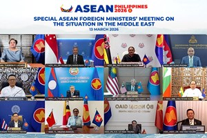 ລັດຖະມົນຕີຕ່າງປະເທດອາຊຽນ ຫາລືກ່ຽວກັບສະ​ຖາ​ນະ​ການ​ຢູ່​ພາກ​ພື້ນ​ຕາ​ເວັນ​ອອກ​ກາງ