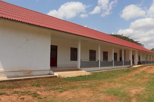 ສະພານັກຮຽນ ໂຮງຮຽນນາໆຊາດອົດສຕາລີມອບຕຽງນອນຄົນເຈັບໃຫ້ເມືອງບໍ່ແຕນ