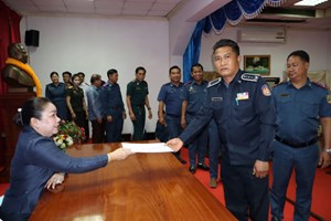 ຄໍາມ່ວນ ປິດຊຸດອົບຮົມ ສ້າງຄວາມເຂັ້ມແຂງໃຫ້ແກ່ພະນັກງານໄອຍະການປະຊາຊົນ