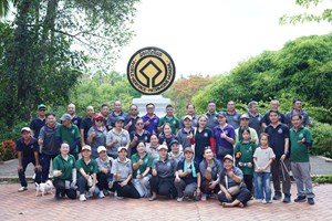 ອະດີດນັກຮຽນມັດທະຍົມຫຼວງພະບາງ ສ້າງກິດຈະກໍາອະນາໄມຕົວເມືອງ