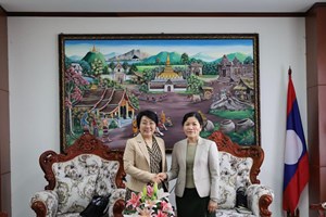 ຮອງລັດຖະມົນຕີ ຕ້ອນຮັບທູດ ສປ ຈີນ ເຂົ້າຢ້ຽມພົບປະ