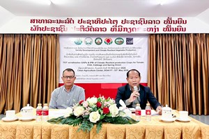 ຝຶກອົບຮົມຄູຝຶກ ເຕັກນິກການປູກພືດຜັກ ແລະ ການວິໄຈ ການປ້ອງກັນພະຍາດ-ແມງໄມ້ ທີ່ເປັນມິດຕໍ່ສິ່ງແວດລ້ອມ