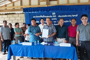 ມອບ-ຮັບ ໂຄງການກໍ່ສ້າງ ແລະ ສ້ອມແປງ ເສັ້ນທາງຜັງບ້ານນໍ້າເຕົ່າ ເມືອງແກ່ນທ້າວ