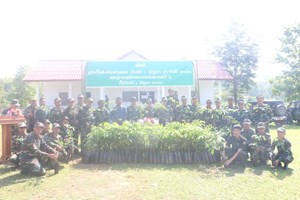 ກອງພົນທີ 2 ຈັດພິທີປູກຕົ້ນໄມ້