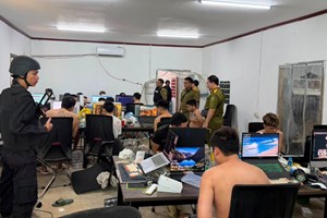 ເຈົ້າໜ້າທີ່ຕຳຫຼວດມ້າງແກ້ງສະແກມເມີ ຢູ່ເມືອງໄຊທານີ ກັກຕົວຜູ້ກະທຳຜິດ 20 ກວ່າຄົນ