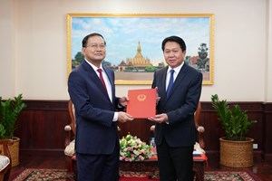 ຮອງ ລມຕ ກະຊວງການຕ່າງປະເທດ ຮັບການຍື່ນສັນຍາບັດແຕ່ງຕັ້ງ  ກົງສູນໃຫຍ່ຫວຽດນາມຄົນໃໝ່