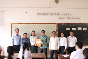 ເປີດສອບເສັງພາຍໃນແຂວງຫຼວງພະບາງ ເພື່ອຄັດເລືອກເອົາທຶນການສຶກສາຕໍ່ ຫວຽດນາມ ແລະຈີນ