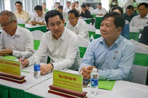 ຄະ​ນະ​ຜູ້​ແທນ ສ​ພ​ຂ ຈຳປາສັກ ຢ້ຽມຢາມ ບໍ​ລິ​ສັດ ຮຸ້ນ​ສ່ວນ ໂກ​ໂກ ແລະ ວີ​ນາ