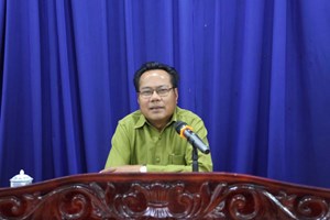 ອັດ​ຕະ​ປືຝຶກອົບຮົມການນໍາໃຊ້ລະບົບຖານຂໍ້​ມູນ​ຂຶ້ນ​ບັນ​ຊີ​ໂຄງ​ການ​ເຊົ່າ-ສຳ​ປະ​ທານ​ທີ່​ດິນ