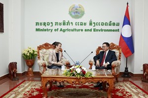 ລມຕ ກະຊວງກະສິກໍາ ແລະ ສິ່ງແວດລ້ອມ ຕ້ອນຮັບທູດສະຫະຣາຊະອານາຈັກອັງກິດ ເຂົ້າຢ້ຽມອໍາລາ