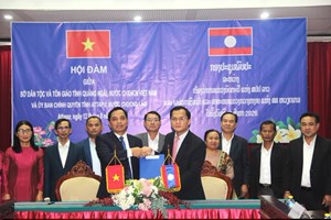 ອັດຕະປື-ກວາງຫງາຍ ລົງນາມຮ່ວມມື ສອງຝ່າຍ