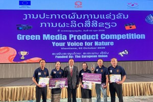 ທີມນັກຂ່າວ ແຂວງສາລະວັນ ຍາດໄດ້ລາງວັນຮອງຊະນະເລີດ ປະເພດຂ່າວວິດີໂອ ຈາກການແຂ່ງຂັນຜະລິດສື່ສີຂຽວທົ່ວປະເທດ