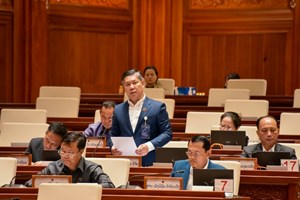 ສສຊສະເໜີປັບປຸງຫຼາຍມາດຕາຂອງກົດໝາຍວ່າດ້ວຍນາຍທະຫານກອງທັບ