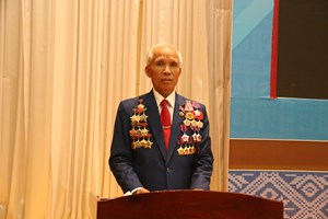 ຜົນກອງປະຊຸມໃຫຍ່ ຜູ້ແທນທົ່ວປະເທດ ຄັ້ງທີ XII ຂອງພັກ ມື້ທໍາອິດ