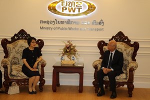 ທ່ານ ລມຕ ກະຊວງ ຍທຂ ຕ້ອນຮັບ ທ່ານເອກອັກຄະລັດຖະທູດ ແຫ່ງ ສປ ຈີນ ປະຈໍາ ສປປ ລາວ ຄົນໃໝ່