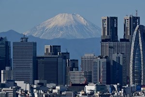 ຍີ່ປຸ່ນຈະເກັບເງິນຄ່າປີນພູເຂົາໄຟຟູຈິ ຜ່ານເສັ້ນທາງໂຍຊິດະ