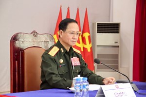 ຮອງລັດຖະມົນຕີກະຊວງປ້ອງກັນປະເທດ ໂອ້ລົມພະນັກງານ-ນັກຮົບ ໂຮງຮຽນທິດສະດີການເມືອງກອງທັບ