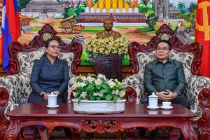 ເຈົ້າແຂວງຈຳປາສັກ ຕ້ອນຮັບລັດຖະມົນຕີ ກຊສ