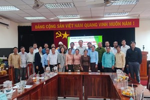 ຄະນະນຳເມືອງມຸນລະປາໂມກ ແລກປ່ຽນບົດຮຽນທີ່ ສສ ຫວຽດນາມ