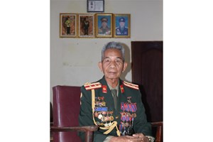 ຈົ່ງພ້ອມກັນປົກປັກຮັກສາ ແລະ ເສີມຂະຫຍາຍທາດແທ້ມູນເຊື້ອອັນສະຫງ່າງາມຂອງກອງທັບປະຊາຊົນລາວ