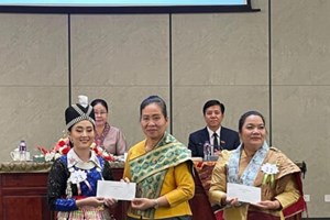 ແມ່ຍິງໂຮງໜໍມະໂຫສົດຕັ້ງໜ້າປະຕິບັດໜ້າທີ່ຂອງຕົນຮັບຜິດຊອບຕາມຄຳຂວັນ 5ດີ 1 ພໍໃຈ