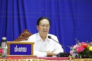 ຮອງປະທານສະພາແຫ່ງຊາດ ລົງຕິດຕາມວຽກງານໂຄສະນາ ລັດຖະທໍາມະນູນ ແລະ ກົດໝາຍ ຢູ່ແຂວງອັດຕະປື