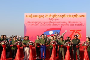 ຂະບວນຍ່າງ ເພື່ອສຸຂະພາບ ຄວາມສາມັກຄີເປັນປຶກແຜ່ນລະຫວ່າງກອງທັບ ແລະ ປະຊາຊົນລາວ