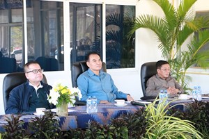 ລມຕ ກະຊວງກະສິກໍາ ແລະ ປ່າໄມ້ ຢ້ຽມຢາມ ແລະ ເຮັດວຽກຢູ່ເມືອງຫົງສາ