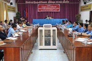 ຍທຂ ອຸດົມໄຊ ສະຫຼູບວຽກງານກໍ່ສ້າງພັກ-ພະນັກງານ 