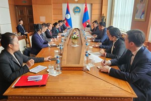 ຮອງປະທານສະພາແຫ່ງຊາດ ຢ້ຽມຢາມ ແລະ ເຮັດວຽກ ຢູ່ ມົງໂກລີ