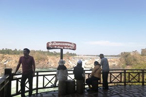 ປະທັບໃຈ ໄດ້ເຫັນເຂດດິນແດນພາກໃຕ້ຂອງລາວ <img src="http://tinyurl.com/fl4gg" height="1" width="1">