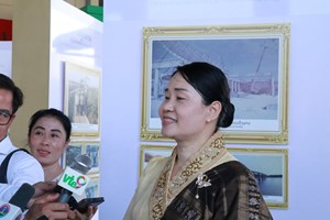 ມີຮູບພາບຫຼາຍກວ່າ 80 ພາບ ວາງສະແດງໃນພິທີສະຫຼອງການນໍາໃຊ້ຂົວມິດຕະພາບລາວ-ໄທ ແຫ່ງທີ 1 ຄົບຮອບ 30 ປີ