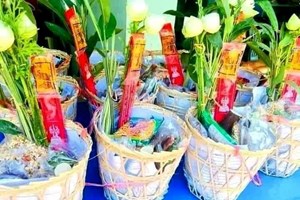 ບຸນຫໍ່ເຂົ້າສະຫຼາກ ບຸນປະເພນີຂອງຊາວພຸດ