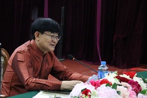 ສວສ ສຳມະນາກ່ຽວກັບຫຼັກການພື້ນຖານການນຳໃຊ້ພາສາລາວ