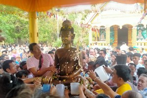 ເມືອງເຊບັ້ງໄຟ ຈັດກິດຈະກຳສົ່ງເສີມປີທ່ອງທ່ຽວ ຕິດພັນກັບບຸນປະເພນີຫົດສົງພະອົງ