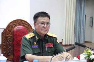 ສະຫຼຸບຖອດຖອນບົດຮຽນວຽກງານພະລາທິການ ທົ່ວກົມໃຫຍ່ການເມືອງກອງທັບ