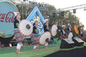 ຫຼວງນ້ຳທາເປີດງານເທດສະການດົນຕີນ້ຳທາ 