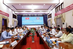 ຄໍາມ່ວນ-ເຫງ່ອານ ພົບປະແລກປ່ຽນກ່ຽວກັບການສ້າງຕັ້ງເຂດນິຄົມອຸດສາຫະກໍາ