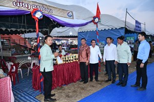 ງານມະຫາກໍາບຸນຊ້າງແຂວງໄຊຍະບູລີປີນີ້ ມີຮ້ານວາງສະແດງສິນຄ້າ 310 ຮ້ານ