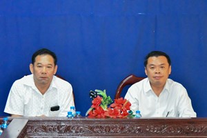 ຄະນະໂຄສະນາອົບຮົມສູນກາງພັກ ຢ້ຽມຢາມພົບປະພະແນກ ຖວທ ແຂວງວຽງຈັນ