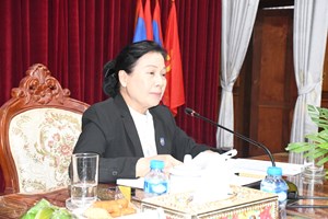 ປະທານສານສູງສຸດຢ້ຽມຢາມ ແລະ ເຮັດວຽກທີ່ແຂວງໄຊຍະບູລີ