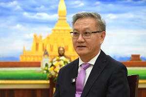 ຫົວໜ້າ ຄຕພ ໃຫ້ສຳພາດ ຄະນະໂທລະພາບ ແລະ ວິທະຍຸ ຂອງ ສ ເບລາຣຸດຊີ