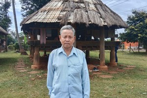 ຫັດຖະກໍາແຜ່ນແພຜ້າລາຍໝາກປັດ ຊົນເຜົ່າກະຕູ ກຽມສະເໜີຮັບຮອງເປັນມູນມໍລະດົກທ້ອງຖິ່ນ