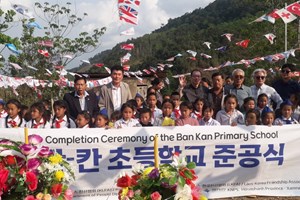 ມອບ-ຮັບ ອາຄານໂຮງຮຽນປະຖົມບ້ານກ້ານ