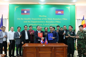 ຮອງລມຕກະຊວງການຕ່າງປະເທດເຄື່ອນໄຫວເຮັດວຽກຮ່ວມກັບຝ່າຍກໍາປູເຈຍ