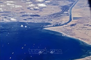 ບັນດາບໍລິສັດຂົນສົ່ງທາງທະເລສາກົນ ຟື້ນຟູການເດີນທາງຜ່ານຄອງຊູແອດ